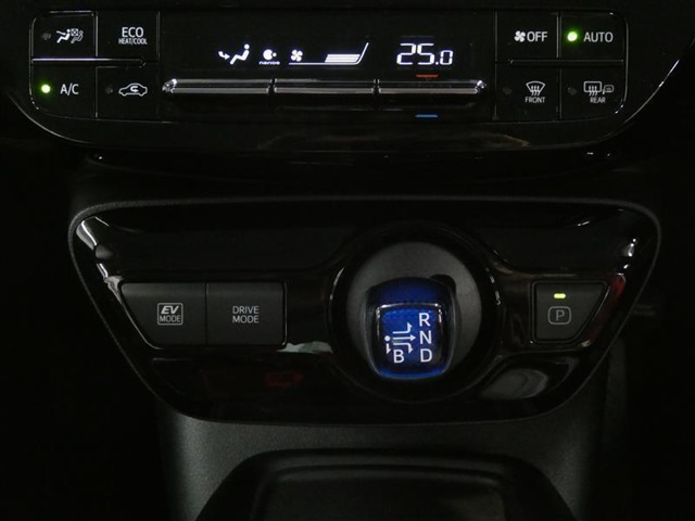 トヨタ プリウス 1.8 S セーフティ プラスII TSS フルセグ付TCナビ LED 岐阜県の詳細画像 その15