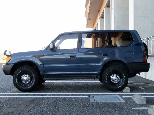 トヨタ ランドクルーザープラド 2.7 TX 4WD ナローボディ仕様 丸目 埼玉県の詳細画像 その8