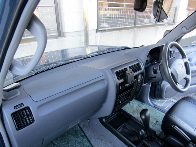 トヨタ ランドクルーザープラド 2.7 TX 4WD ナローボディ仕様 丸目 埼玉県の詳細画像 その10