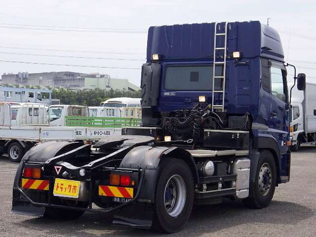 ＵＤトラックス クオン 11.5トン トラクター リア車高調整エアサス HIDライト エスコットV 2ペダル ベット AT 愛知県の詳細画像 その9