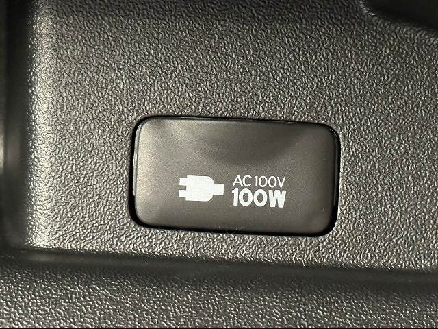 トヨタ ハイエース 2.7 GL ロング ミドルルーフ 4WD 新車未登録 4WD 電動ドア 全周囲カメラ 大阪府の詳細画像 その8