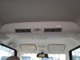 天井中央にはエアコン機能のないファンが付いていますファンを回すことで車内の空気を循環してくれます