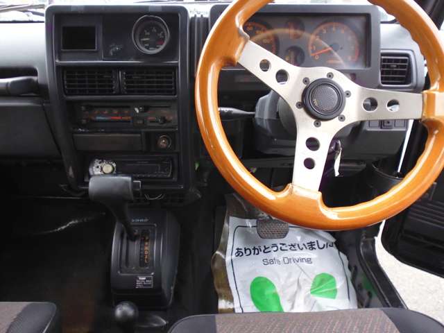 スズキ ジムニー 660 サマーウインド リミテッド 4WD  東京都の詳細画像 その7