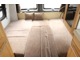 後部ダイネットはベッド展開可能です〇　ベッドサイズは170cm×130cm程です。