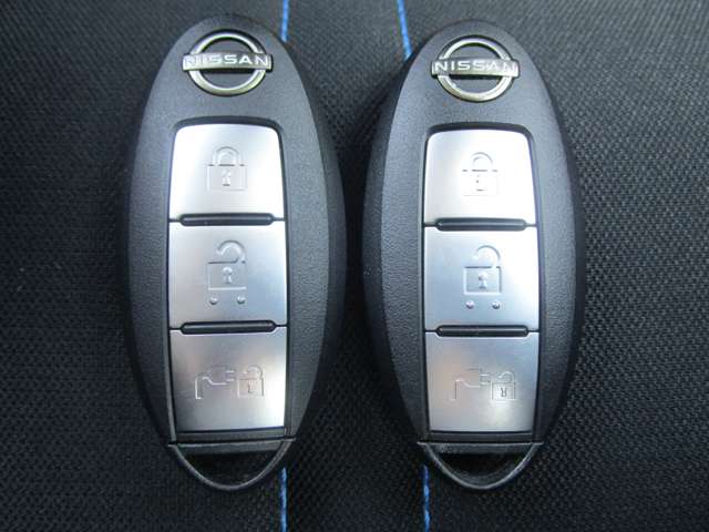 『インテリジェントキ－』機械的な鍵を使用せずに車両のドアの施錠／解錠、エンジン始動が可能なシステムです！