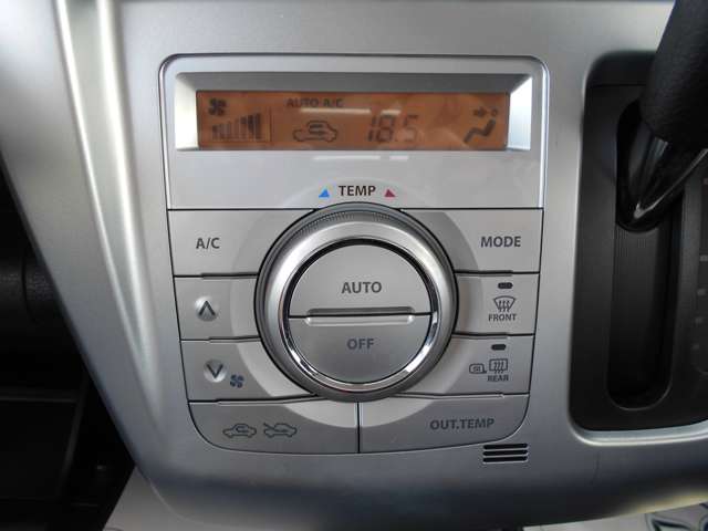 充実した空調設備は、暑い日、寒い日様々な条件下でのドライブも快適にしてくれます！