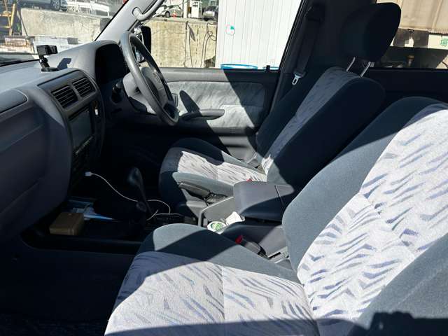 トヨタ ランドクルーザープラド 2.7 RX 4WD ナビ ETC フォグランプ キーレス 山梨県の詳細画像 その19