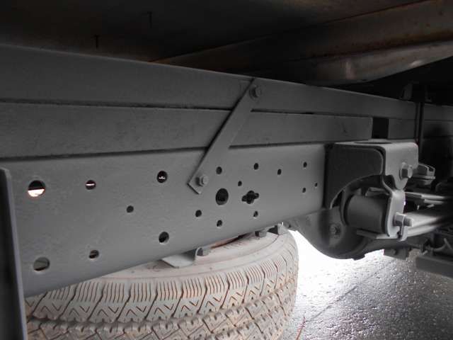 日野自動車 デュトロ 4.0 ワイド ロング フルジャストロー ディーゼルターボ 4WD 2トン 岩手県の詳細画像 その18