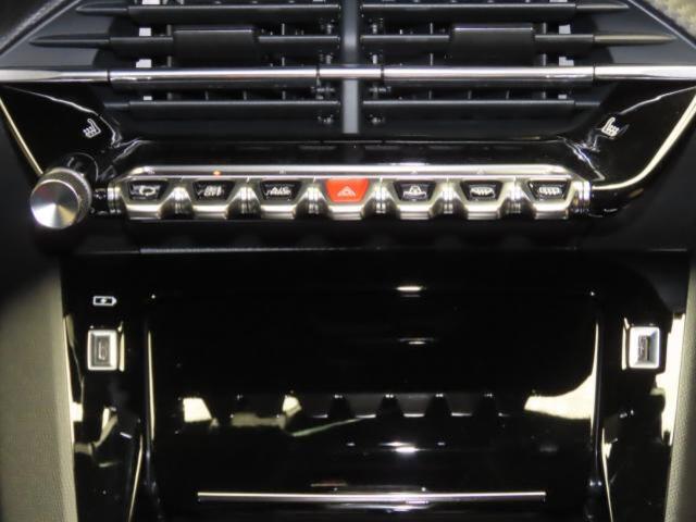 プジョー 208 GT 試乗車UP 新車保証継承 カープレイ対応 東京都の詳細画像 その12