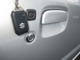 ドアの開閉もインテリジェントキーのリモコン操作や運転席スイッチでも可能です。