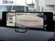 4つのカメラを活用し、センターディスプレイの表示や警報音で低速走行時や駐車時に車両周辺の確認を支援するシステムです。車両が透過したかのような映像で車両周辺を確認できるシースルービューも選択できます。