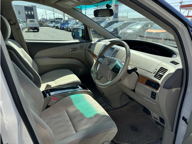 トヨタ エスティマ 2.4 アエラス サイドリフトアップシート装着車  千葉県の詳細画像 その9