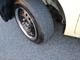 タイヤの溝は6分山程度あります。