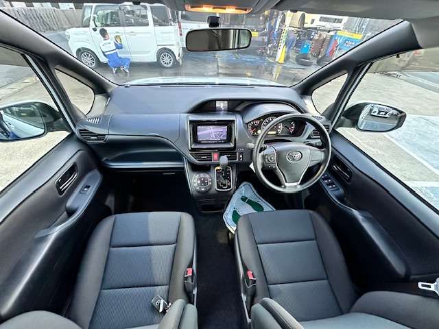 トヨタ ヴォクシー 2.0 X Cパッケージ ウェルキャブ スロープタイプI 車いす2脚仕様車 車椅子2脚仕様 千葉県の詳細画像 その14