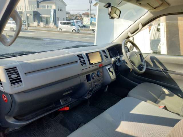 トヨタ ハイエースバン 3.0 DX ロング ディーゼルターボ 4WD  栃木県の詳細画像 その14