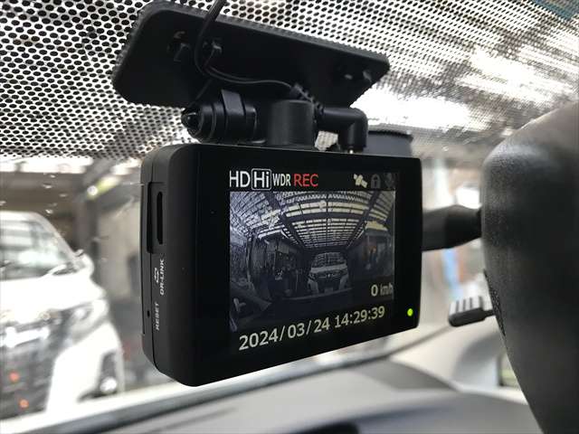 トヨタ プリウス 1.8 G ユーザー買取 社外ナビ フルセグ ETC 大阪府の詳細画像 その13