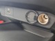 充電専用USB電源ソケットの横にもシガーソケットも付いています。もはや充電電源は車内では必需品ですよね