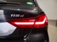 BMWのテールランプはプレスラインへと続く形状のため、統一感のある綺麗なラインを演出しております。