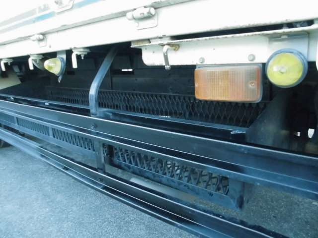 日野自動車 レンジャー クレーン車 最大積載量7500Kg 荷台鉄板張 ユニック4段ラジコンフックイン2.9t吊り 高知県の詳細画像 その9