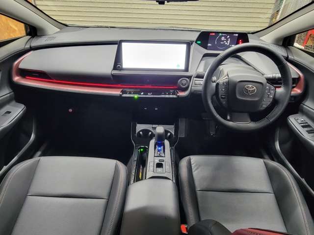 トヨタ プリウス 2.0 Z E-Four 4WD デジタルミラー 全国配送 鹿児島県の詳細画像 その2