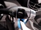 【オートワイパー】フロントガラスに搭載されたセンサーにより、雨の量、車速を車自体が感知してワイパーの速さを調整してくれます。