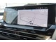 ワイドな１２インチのタッチスクリーン。ついにナビゲーションも標準で備わりました。Apple CarPlay＆Android Autoでの使用も可能です。