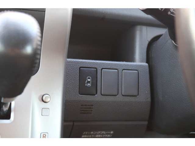 トヨタ ヴォクシー 2.0 ZS 1年保証 片側電動ドア メモリーナビ ETC 岡山県の詳細画像 その15