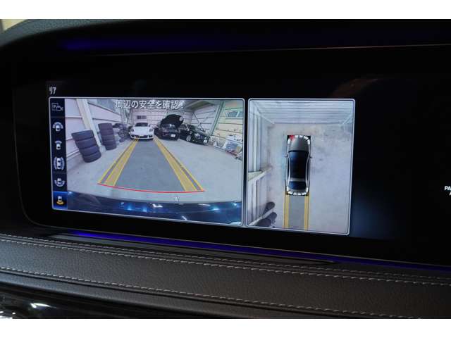 上からの視点にて駐車スペースの視認が可能な３６０°カメラを搭載！前後バンパーには音とインジケーターにより障害物を知らせるパークトロニックセンサーもございますので、安全な駐車をサポートいたします！