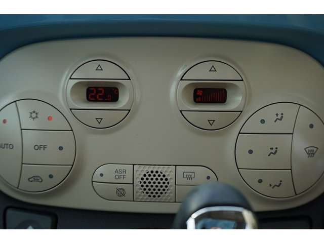 フィアット 500(チンクエチェント) ツインエア ラウンジ キーレス パーキングセンサー HID 大阪府の詳細画像 その17