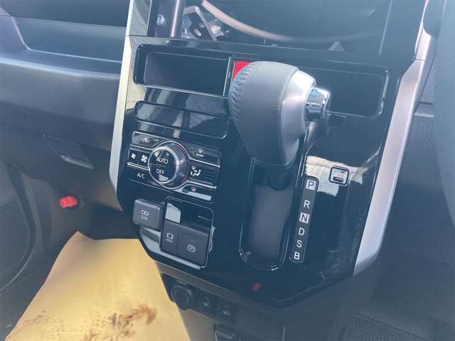 トヨタ ルーミー 1.0 カスタム G 4WD 寒冷地仕様 スマートアシスト 北海道の詳細画像 その6