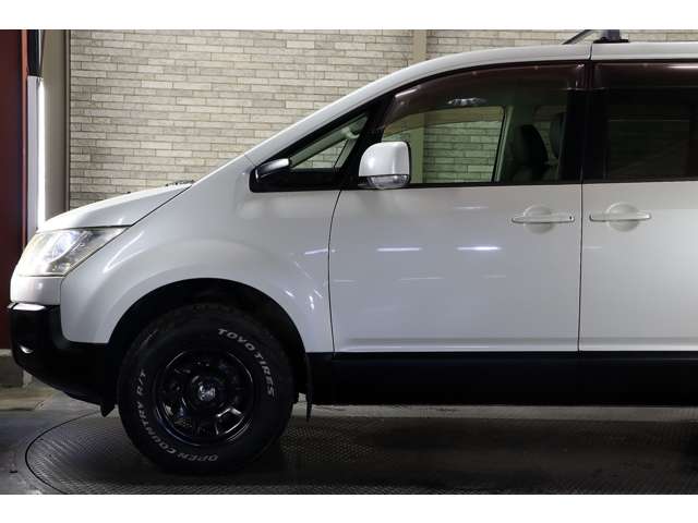 2007 Mitsubishi Delica D:5 – thumbnail 44