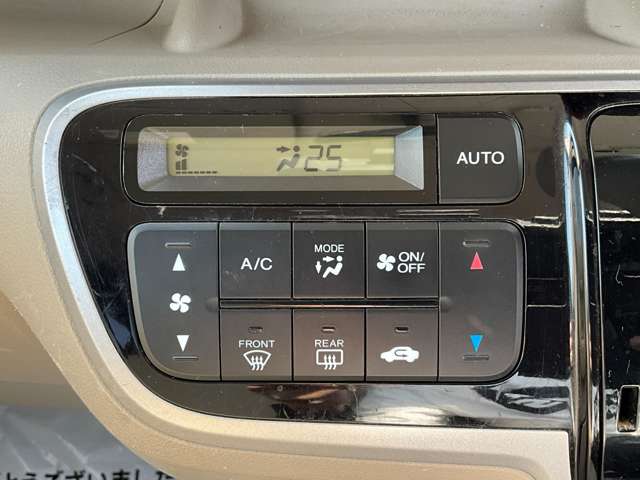 【オートエアコン】寒い冬も暑い夏でも自動で設定した温度に調節してくれます♪