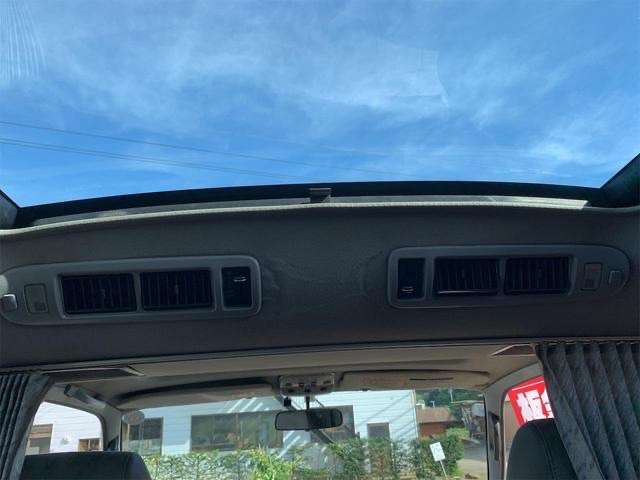 トヨタ ハイエース 3.0 スーパーカスタムG トリプルムーンルーフ ディーゼルターボ 4WD 8人乗 左側スライドドア ナビ 長野県の詳細画像 その10