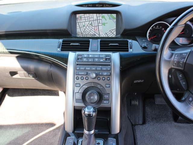 2011 Honda Legend – thumbnail 21