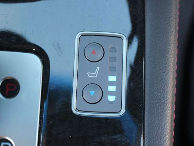 2011 Honda Legend – thumbnail 32