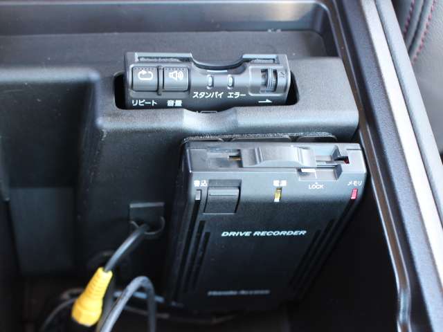 2011 Honda Legend – thumbnail 38