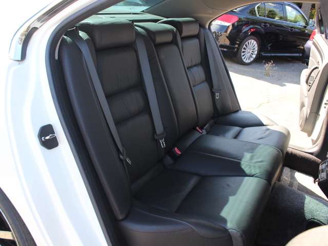 2011 Honda Legend – thumbnail 42
