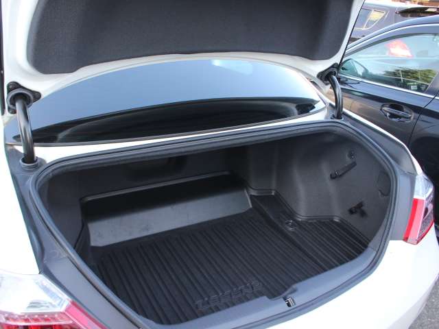 2011 Honda Legend – thumbnail 46