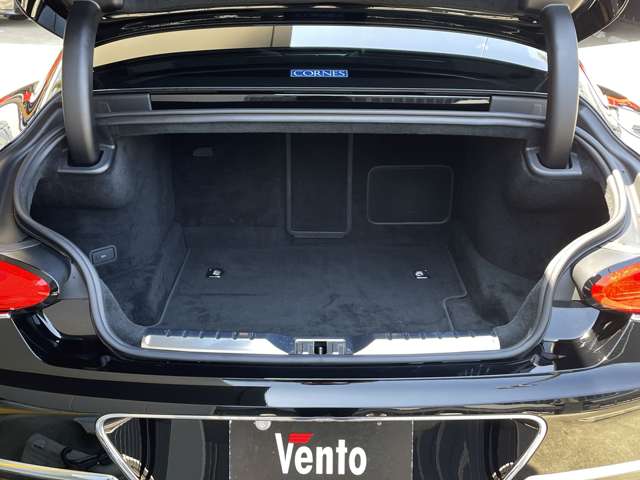 ベントレー コンチネンタルGT V8 4WD 1オーナー 新車保証 白革 マリナー 22AW 東京都の詳細画像 その20