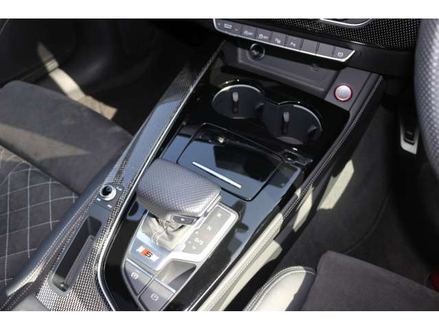 アウディ S5スポーツバック 3.0 4WD レーザーライトPKG  認定中古車 神奈川県の詳細画像 その14
