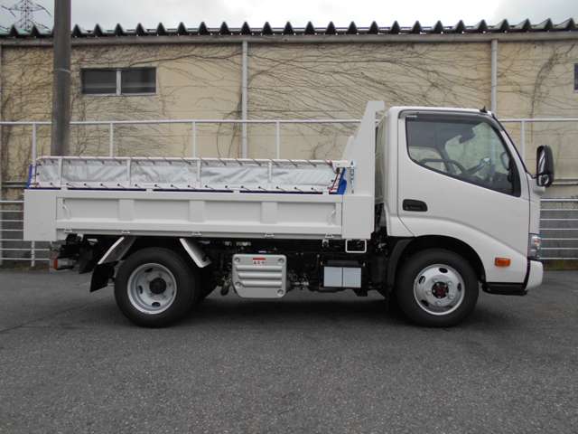 日野自動車 デュトロ Lゲート強化ダンプ 4WD 2800kg積み4ナンバー 滋賀県の詳細画像 その5