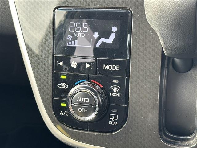【オートエアコン】自分の好みの温度に設定すれば、自動で風量や温度を調節してくれます。