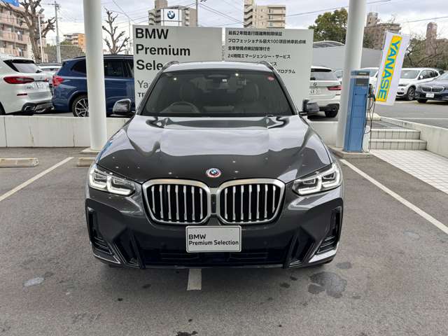 BMW正規ディーラー唯一の全国展開型ディーラーです。東京・名古屋・三重・大阪、全社合わせて１５０台以上の豊富な品揃え！ お客様のご要望にお応えいたします。 ご連絡を心よりお待ちしております。
