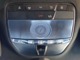 ≪オーバーヘッドコンソール≫　マップランプにはＬＥＤが採用されており、柔らかな光で車内を包み込んでくれます。　Ｇ５５０にはオーバーヘッドコンソールにもＢｕｒｍｅｓｔｅｒスピーカーが施されています。