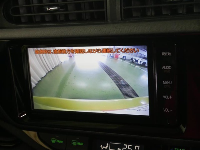 トヨタ アクア 1.5 X-URBAN DVD再生Bカメラ付きフルセグSDナビ 山形県の詳細画像 その9