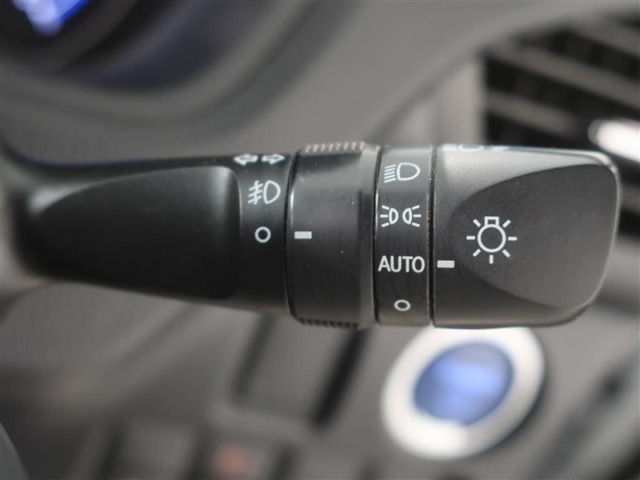 トヨタ ノア 1.8 ハイブリッド Si WxBII 衝突回避システム・Bluetooth対応 千葉県の詳細画像 その20