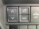 ☆ヘッドアップディスプレイ調整☆こちらのボタンではヘッドアップディスプレイの高さや明るさなどを調整する事ができます！運転する方によって見え方も変わるので運転者に合った調整をしてくださいね♪