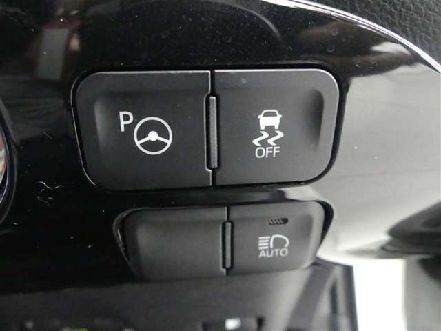 【S-IPA／VSC OFF／先進ライトスイッチ】S-IPAはハンドルを自動で操作することにより駐車や出庫を補助します