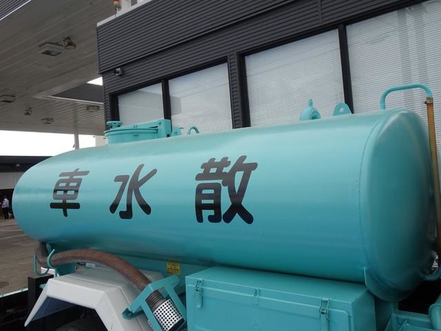 日野自動車 デュトロ 散水車 サブエンジン式 極東開発 LH02-30R 最大積載2t 5MT 静岡県の詳細画像 その16