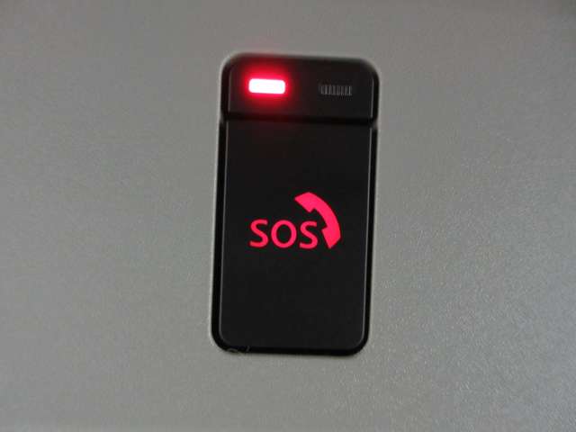 SOSコール 急病時や危険を感じた時SOSコールスイッチを押すと、専門のオペレーターに繋がって、警察や救急車への連携サポートしてくれます。（別途登録費用がかかります）